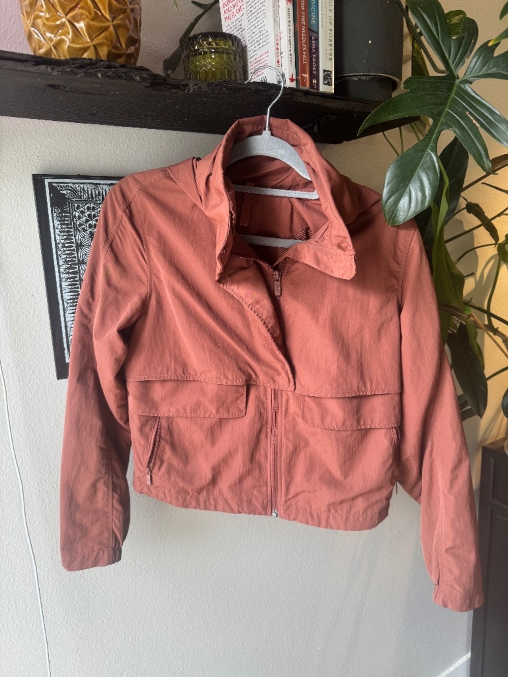 Lululemon lightweight breathable jacket sz2